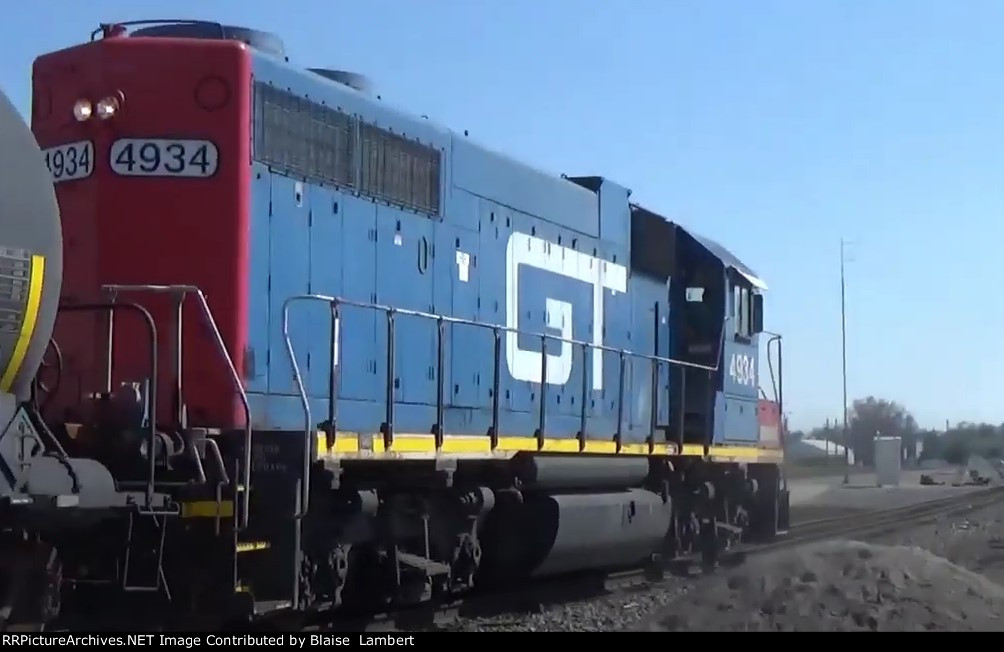 GTW power visits the BNSF Beardstown sub